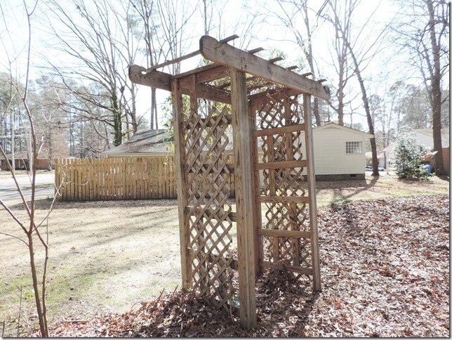 Building Photo - 1300 Dogwood Ln NW