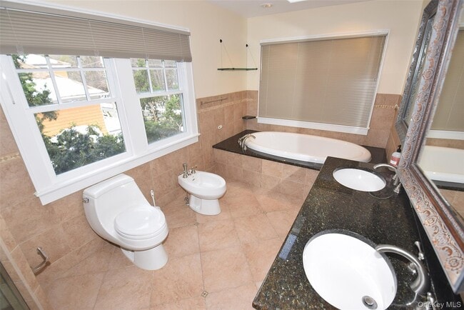 Building Photo - 79 Red Ground Rd