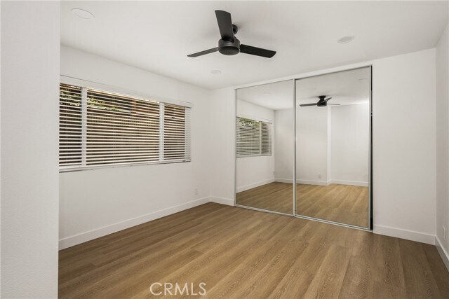 Building Photo - 2565 Santa Ana Ave