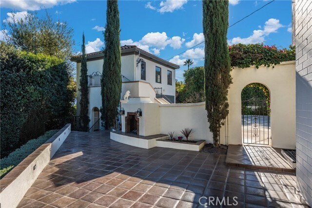 Building Photo - 1205 W Highland Ave