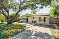 Building Photo - 1603 Berene Ave