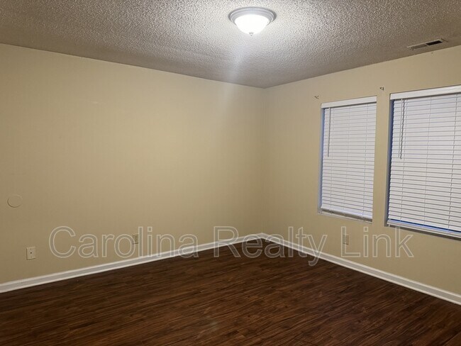 Building Photo - 1206 Eagle Rock Ln