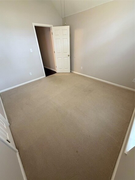 Building Photo - 8413 Sea Ash Cir