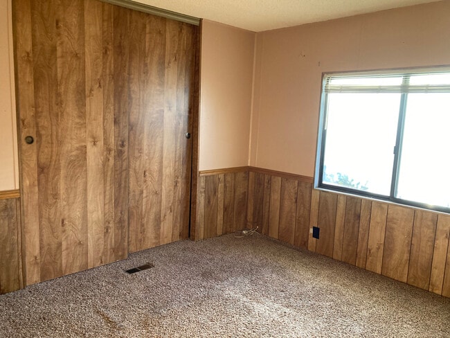 Building Photo - 1354 Jasmine Way