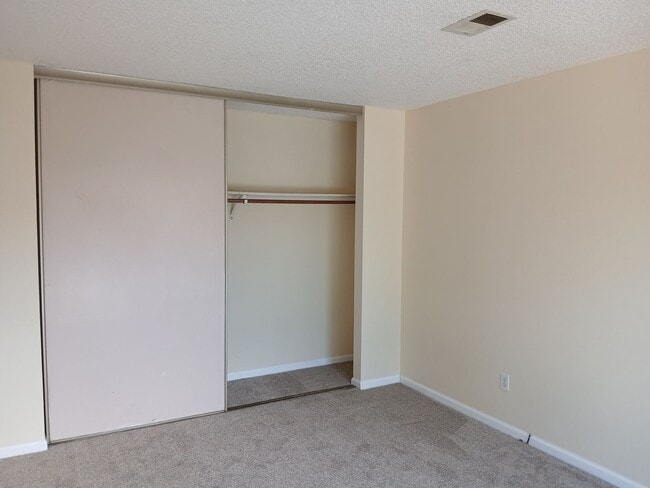 Building Photo - 400 Mokelumne Dr