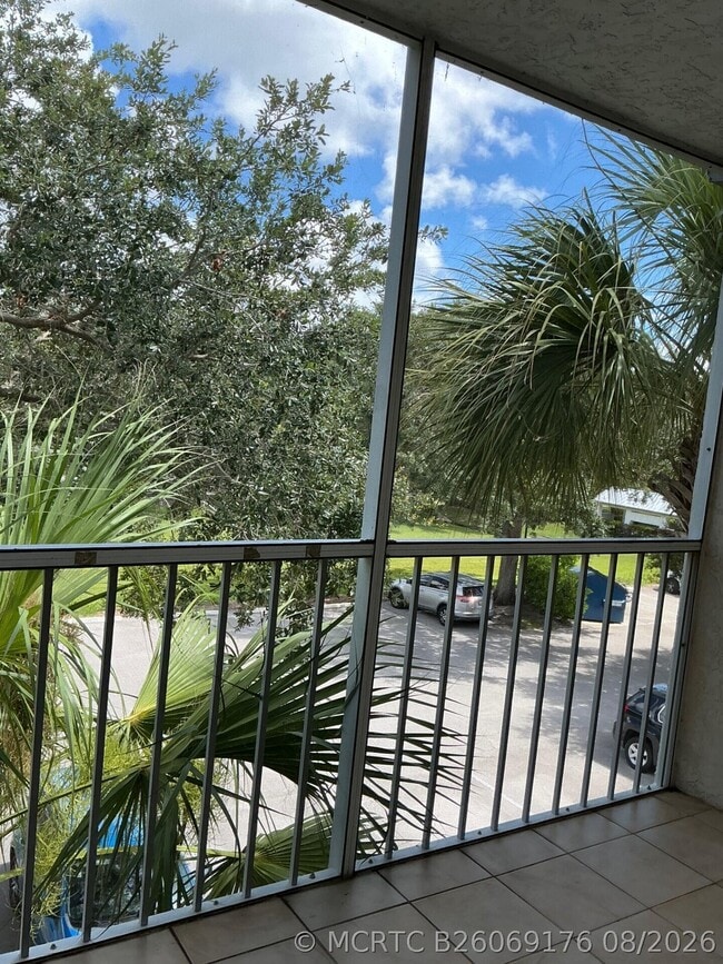 Building Photo - 2506 SE Anchorage Cove