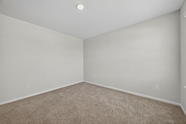 Building Photo - 8304 Bristlecone Pne Wy