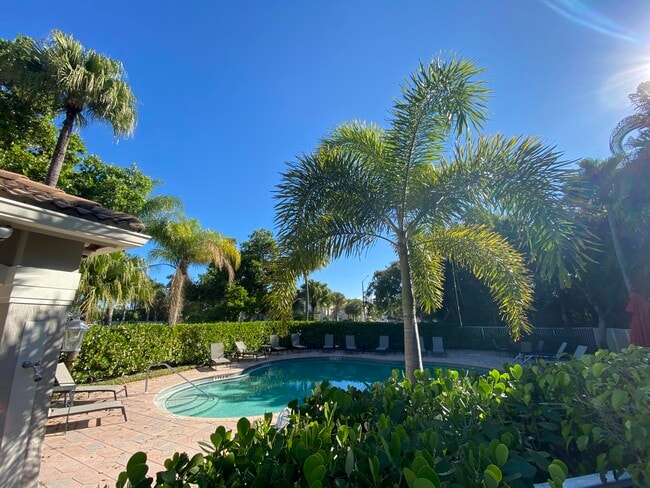 Building Photo - 4456 Regal Ct