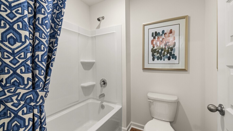 Building Photo - 1425 Village Brook Dr
