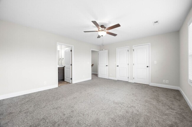Building Photo - 326 Fallow Cir