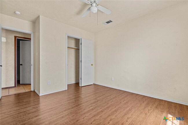 Building Photo - 4303 Sonora Dr