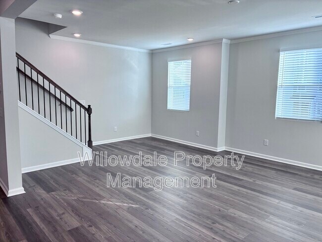 Building Photo - 514 Light Oak Wy