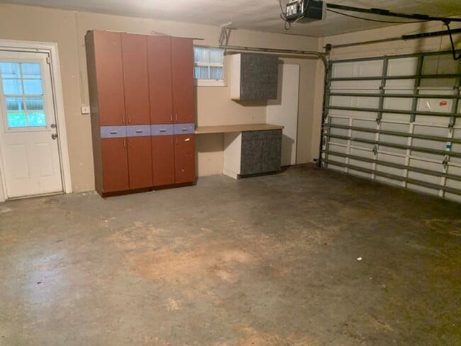 Building Photo - 3296 NW 41st St