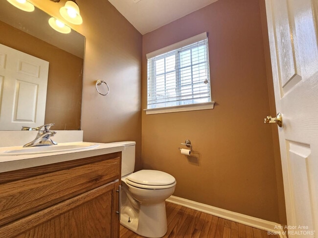 Building Photo - 1493 Silverbrook Ridge Dr