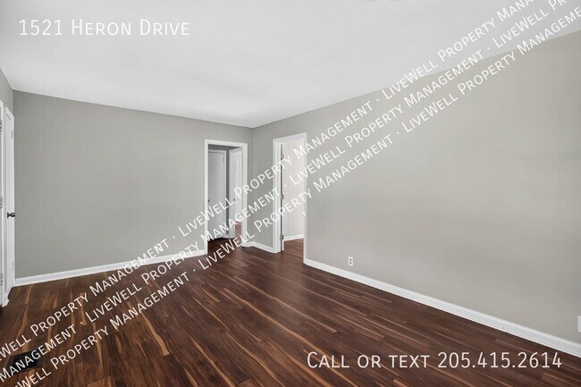 Building Photo - 1521 Heron Dr