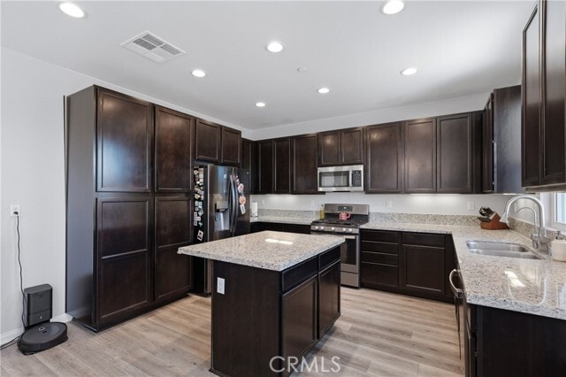 Building Photo - 1176 Woodbury Ln