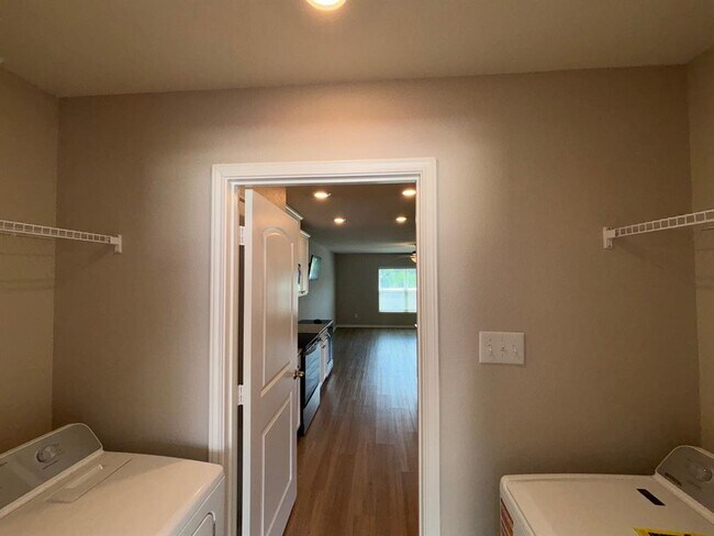 Building Photo - 10539 Copper Ridge Dr
