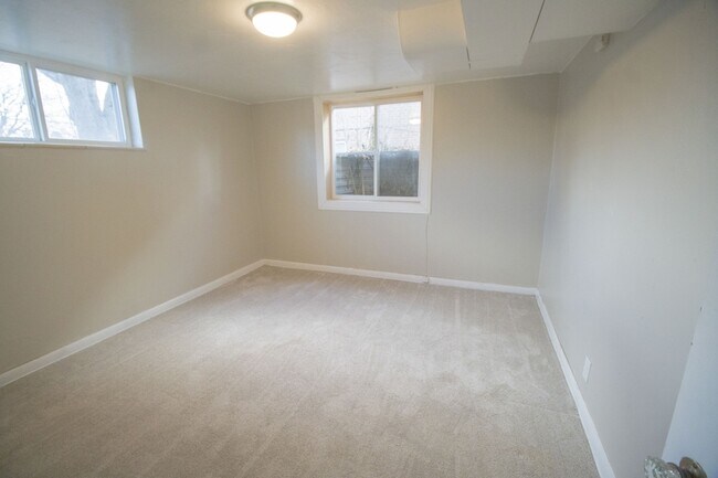 Building Photo - 2410 S Ogden St