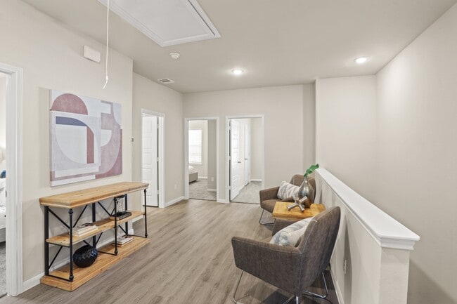 Building Photo - 3510 Lazy J Dr