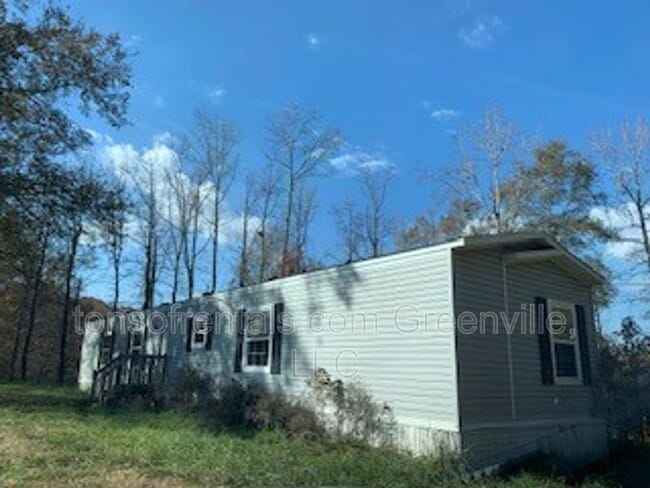 Primary Photo - 717 Broadway School Rd