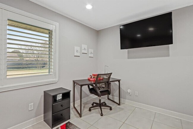 Building Photo - 6311 Bluestone Dr