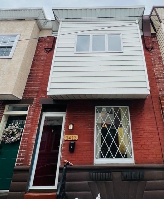 Primary Photo - 3413 Tilton St