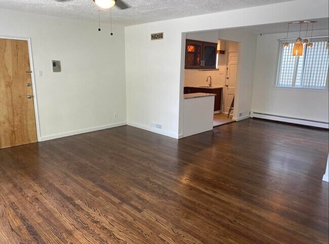 Building Photo - 132 Nelson Ave