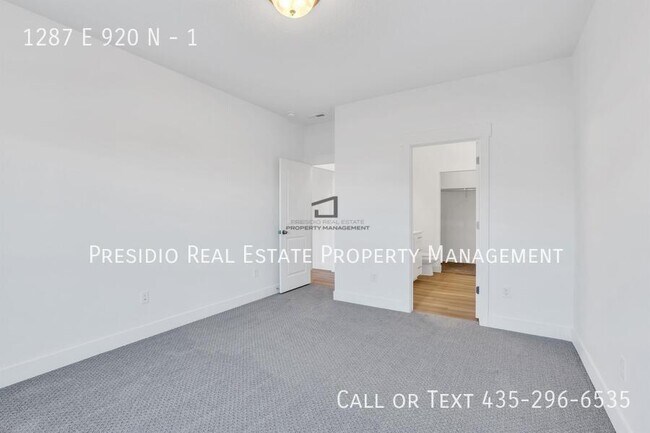 Building Photo - 1287 920 N