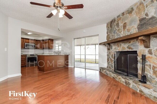 Building Photo - 15807 Cottontail Place