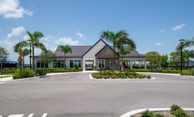 Building Photo - 6378 Windwood Wy