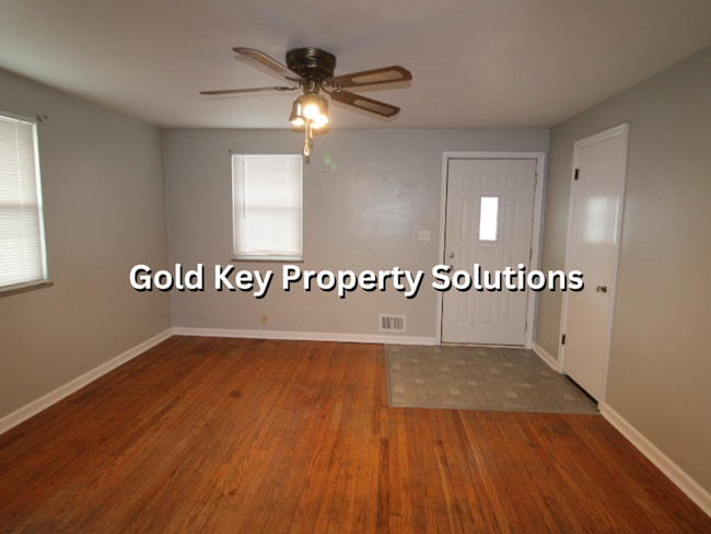 Building Photo - 810-812 Alhambra Dr