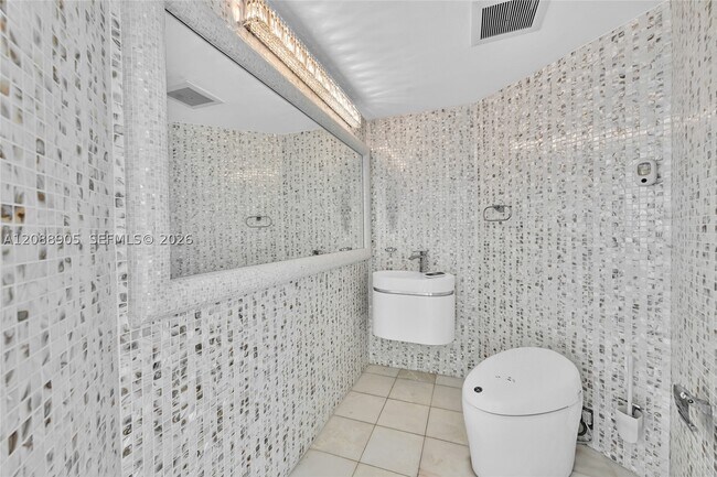 Building Photo - 3370 Hidden Bay Dr