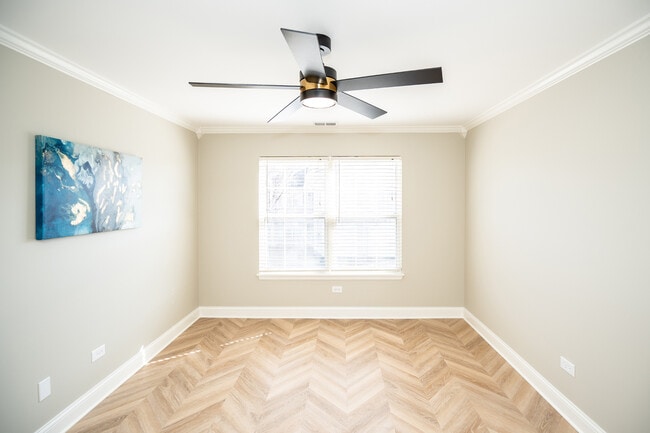 Building Photo - 2835 Rutland Cir