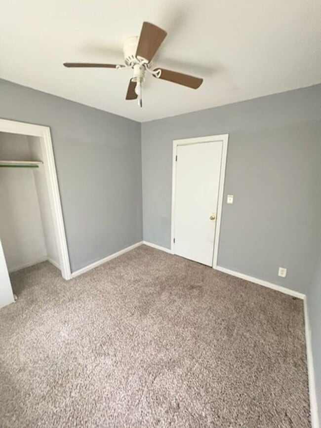 Building Photo - Charming 3-Bedroom Rental Home in Prime Co...