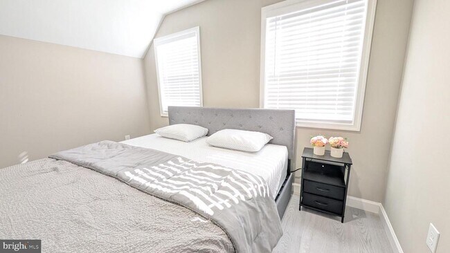 Building Photo - 2253 Papermill Rd