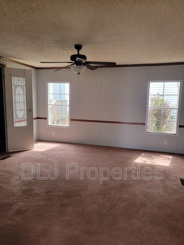 Building Photo - 2149 McCleary Rd