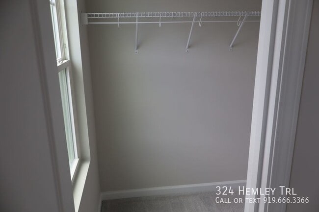 Building Photo - 324 Hemley Trl