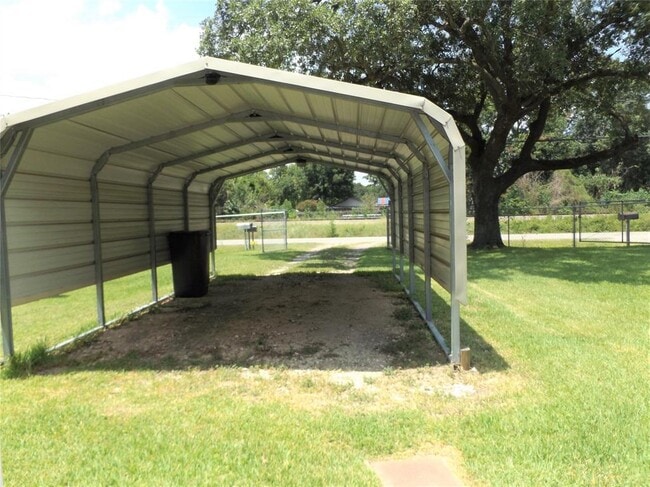 Building Photo - 705 San Jacinto St