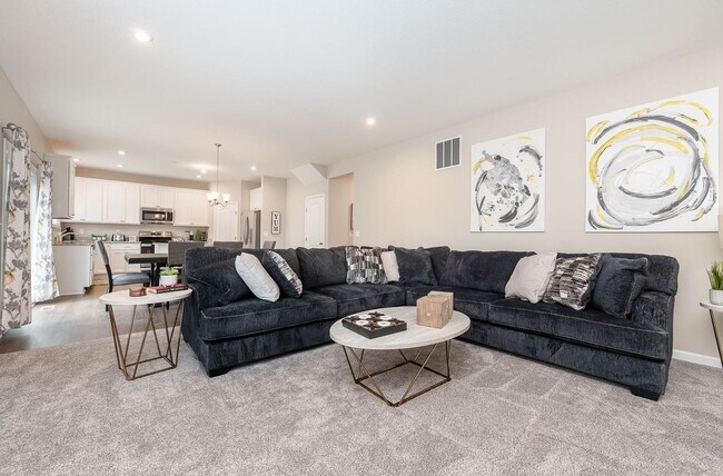 Building Photo - Fully furnished brand new construction. Luxury in HOA with pool