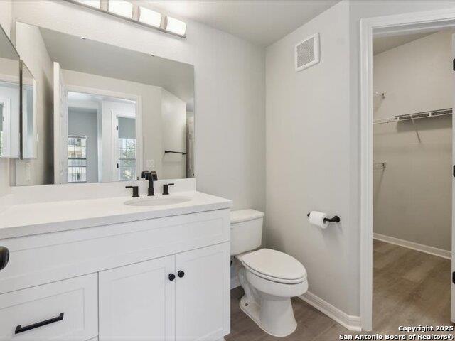 Building Photo - 2320 Gracy Farms Ln