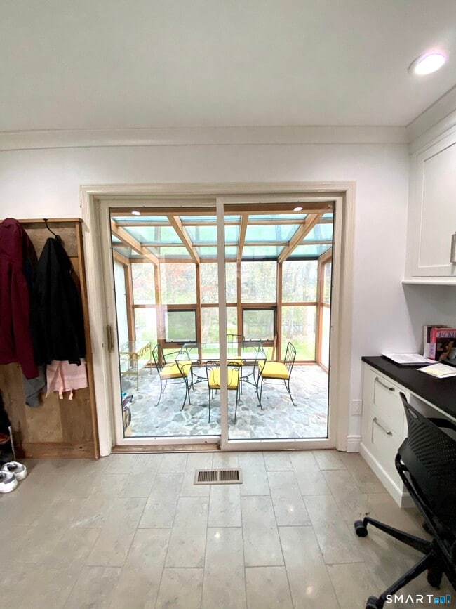 Building Photo - 488 Cognewaugh Rd