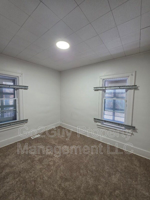 Building Photo - 5502 Audubon Rd