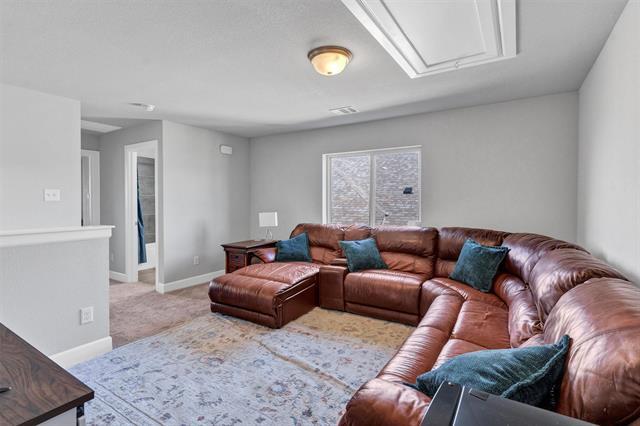 Building Photo - 7500 Foxgrass Pl