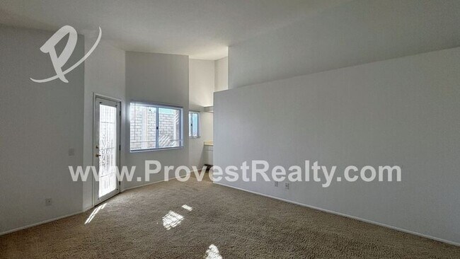 Building Photo - 14075 Gray Ln