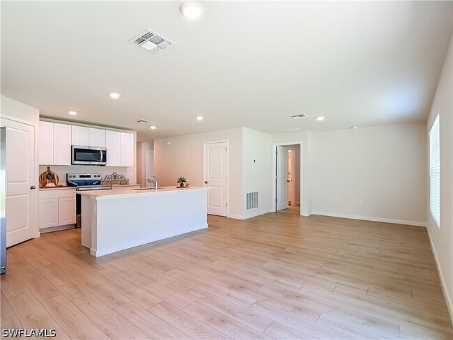 Building Photo - 14168 Hemingway Oaks Trl