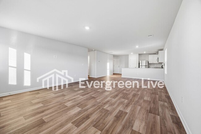 Building Photo - 1708 King Oaks Lp