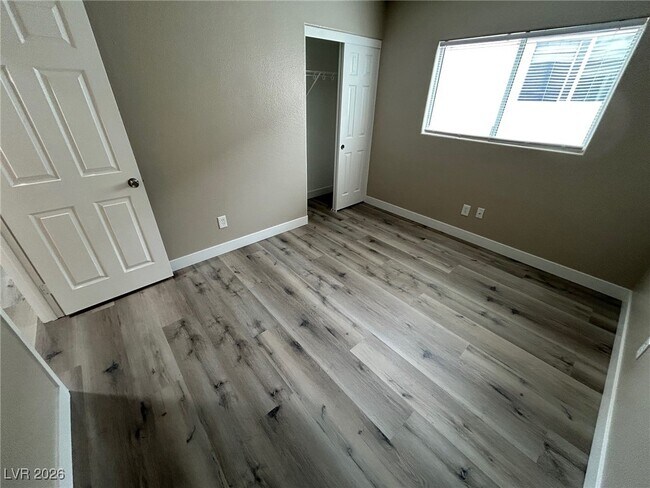 Building Photo - 8657 Palomino Ranch St