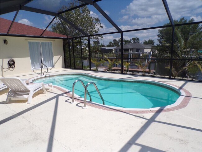 Building Photo - 15624 Hennipen Cir