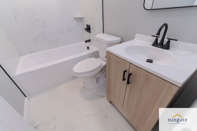 Building Photo - 11319 Harding Rd