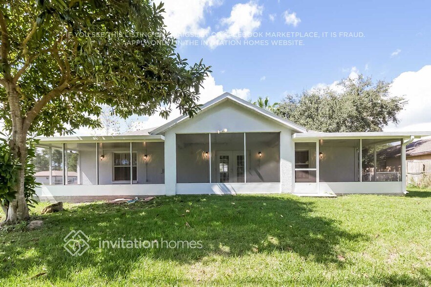 Building Photo - 2457 Ramsdale Dr SE